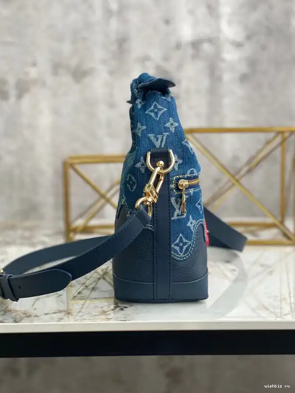 WIS CRUISER JAPANESE LOUIS VUITTON 0428